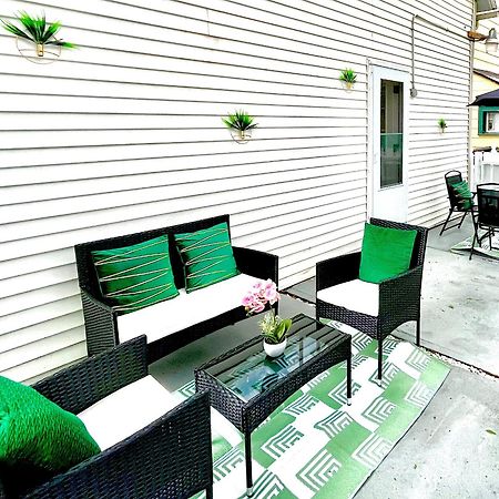 The Tremont Emerald - By Christmas Story House - Historic Charm & Modern Comfort Near Downtown With Parking, 300Mb Wifi & Self Check-In 克里夫兰 外观 照片